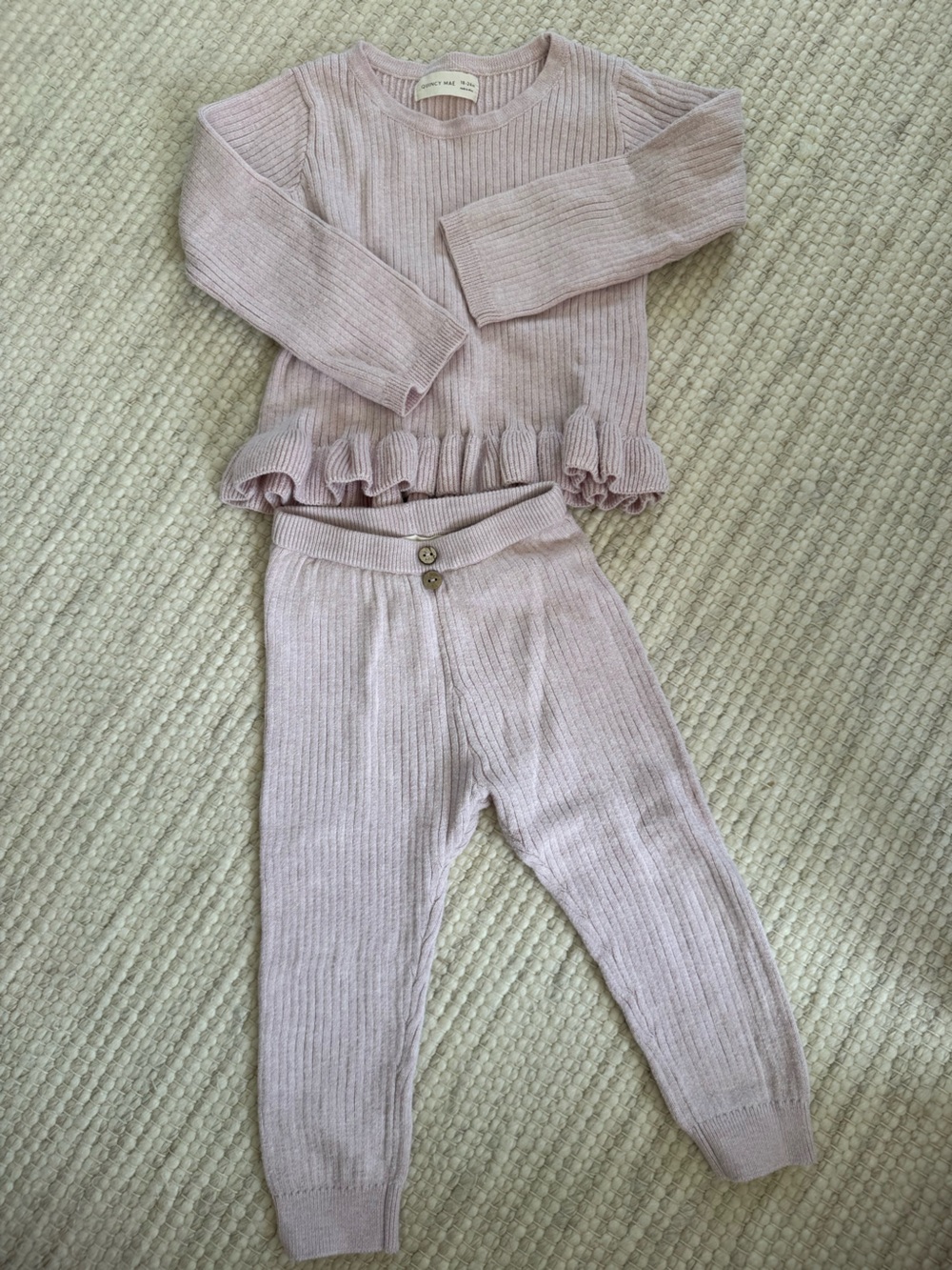 Quincy Mae Ribbed Knit Ruffle Waist Pants Set in Dusty Purple